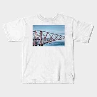 Crossing the Forth Bridge - Scotland Kids T-Shirt